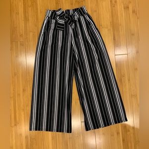 Striped wide leg pants. Size small.